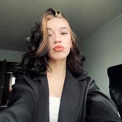 Мірошниченко Анастасія