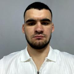 Коротич Владислав