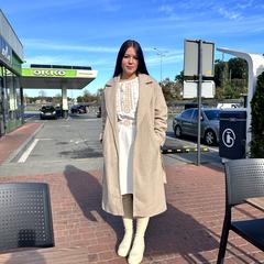 Білошапка Діана