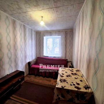 У продажу комунальна квартира