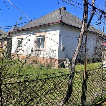 Продається житловий будинок в Перечинському районі(с.Мирча)