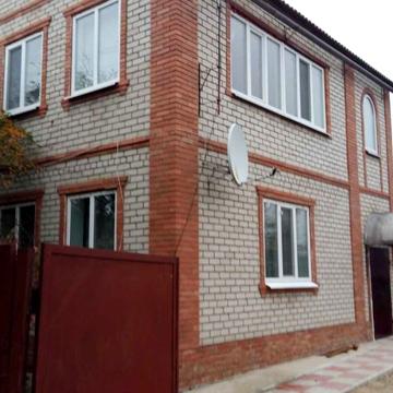 E S4 Продаётся дом на берегу водохранилища Боровая