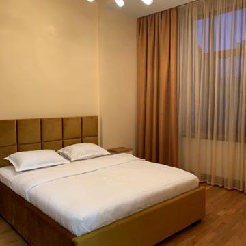 Avangard Qn Romana Apartment