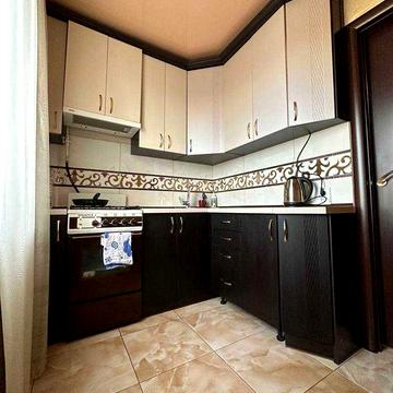 Продається стильна 1-кімнатна квартира в затишному районі Виставка