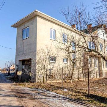 Добротний будинок всього 190$ за м2.