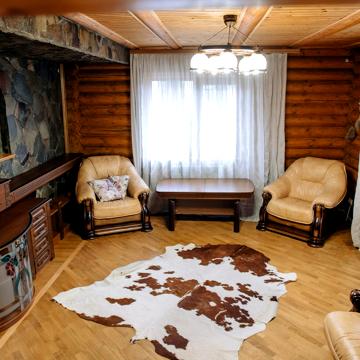 Грузинська вул., 8а