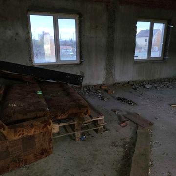 Дом не дострой 5 км. м.Победы