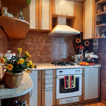 Запорізького Козацтва вул., 15а