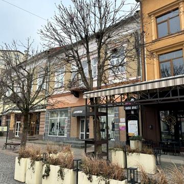 Квартира в самому центрі Мукачева 2 кімнати