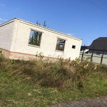 Продам недобудову в м. Переяслав-Хм. р-н 4 школи.