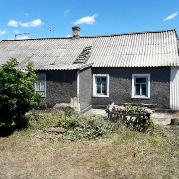 Участком с домом в центре пгт Широкое