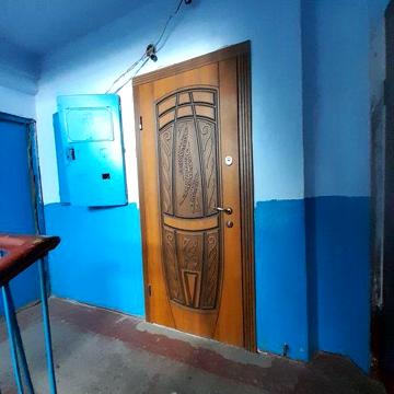 Продам квартиру від власика