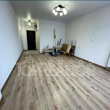 Професора Отамановського вул., 4