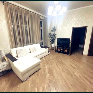 Продам квартиру 5комнат 132м. Индивидуальный вход.Два гаража в подарок