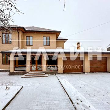 Семейный  добротный дом  260 м2 в Хортицком мкр - не.