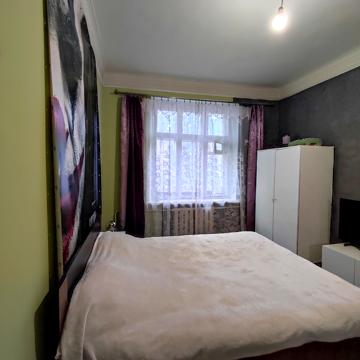 Незалежної України вул. (40 років Радянської України), 42а