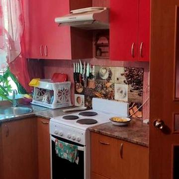 ПРОДАМ 1-но кімнатну квартиру по вул.Військбуд