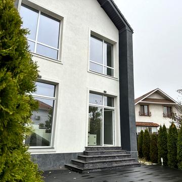 Дом с ремонтом, Совиньон! Без комиссии, от представителя собственника!