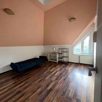 Продам 2-этажный дом. Ул. Макаренко/пер. Абрикосовый. 1S75