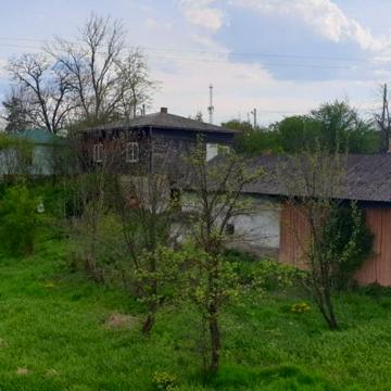 Продам добротний будинок в Долині