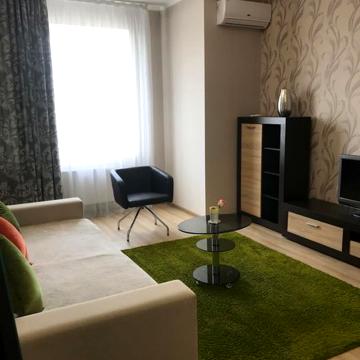 Сдам 1к квартиру 47м2 м. Ботанический сад.