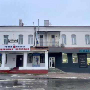 3кімн. квартира в центрі міста (житло чи бізнес)