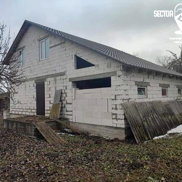 Центр, 155м.кв., 8 соток.
