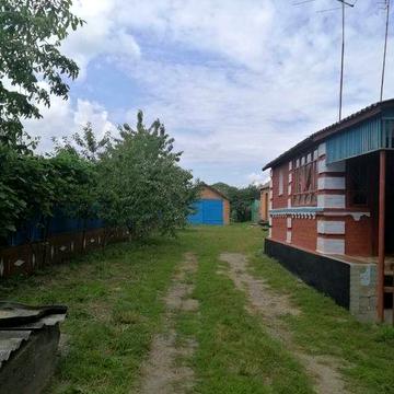 Продажа Будинку ( Ціна договірна)