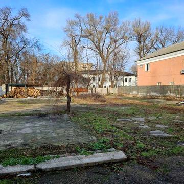 Продам дом под реконструкцию с участком, Каменское