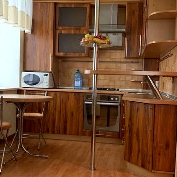 Продам 3кімн.сталінка з автономкою, 44 квартал