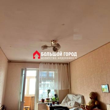 Чарівна вул., 112