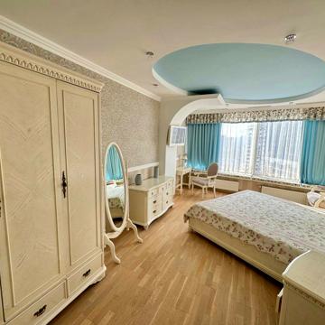 Королеви Єлизавети ІІ вул. (Глинки), 2