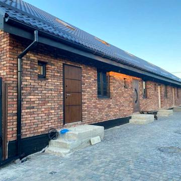 Таун 90м2 унікальний проект з Баварської кладки, 10км від міста(Відео)