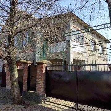 Продається двоповерховий будинок в Арбузинці (Миколаївська обл)