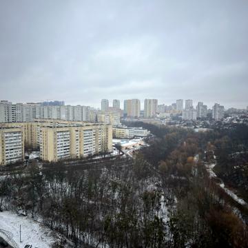 Кадетський Гай вул., 8
