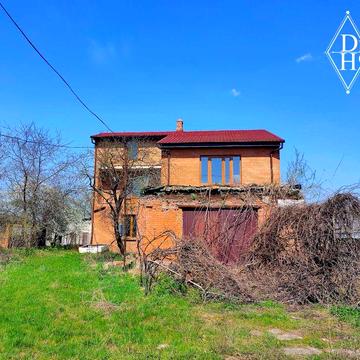 Продам цегляний будинок в с.Льотниче, вул.Лесі Українки