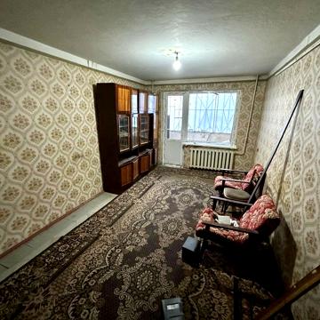 Озерна вул. (Червоних Майовщиків), 1