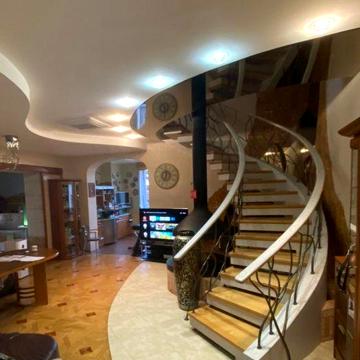 Продам элитный пентхаус 215 м2 в клубном доме. Центр. ЖК Comfort City ЖК Клубный дом