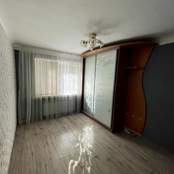 Андрія Ощепкова вул., 27
