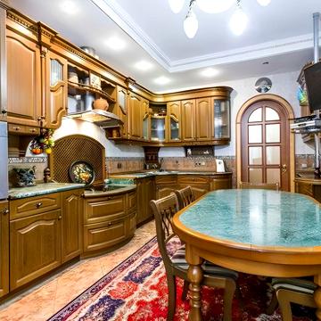 Андрія Верхогляда вул. (Михайла Драгомирова), 4