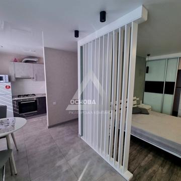 Запорізька вул., 5