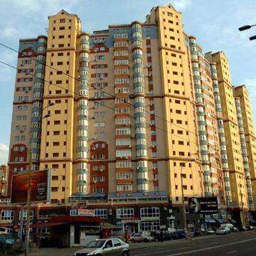 Вʼячеслава Чорновола вул., 25