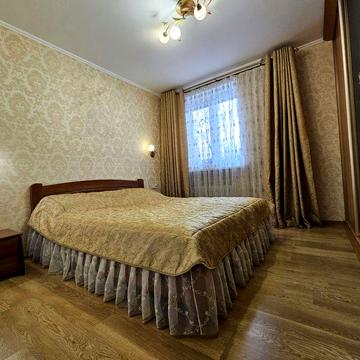 Продам 3 к квартиру на Тополе в кирпичном доме