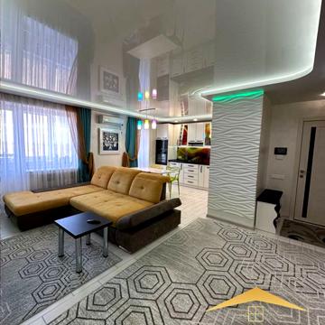Продаж 3-к квартири на Космосі
