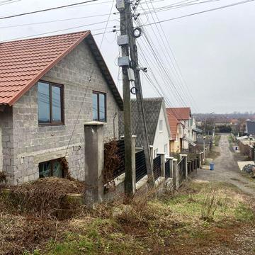 Продаж будинку біля Чорної Гори