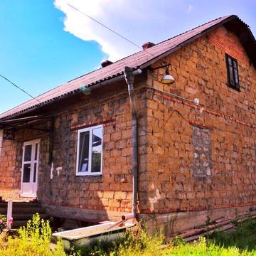 Будинок с. Великий Кучурів, Чернівецька область. 9 км.до м.Чернівці