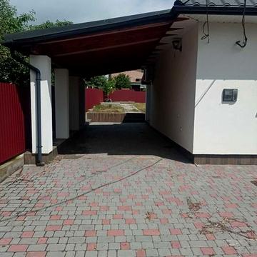 Продаж будинку на Південий-Схід