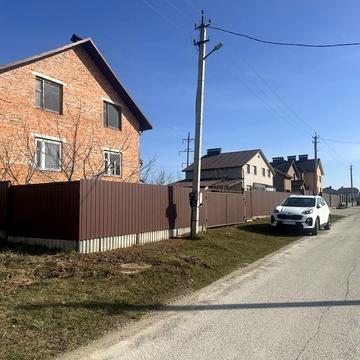 Будинок з комунікаціями м-в «Молодіжний»