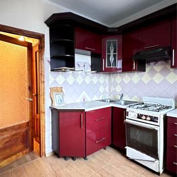 Продаж 3к в центрі міста  рн 10 школи