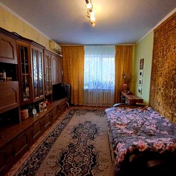 2 комнаты в коммуне на улице Бочарова в доме чешского проекта